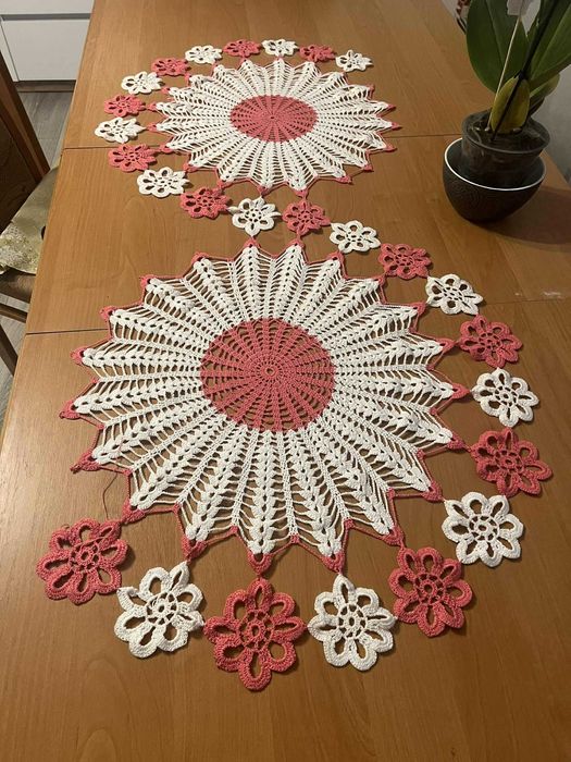 Bieżnik na szydełku