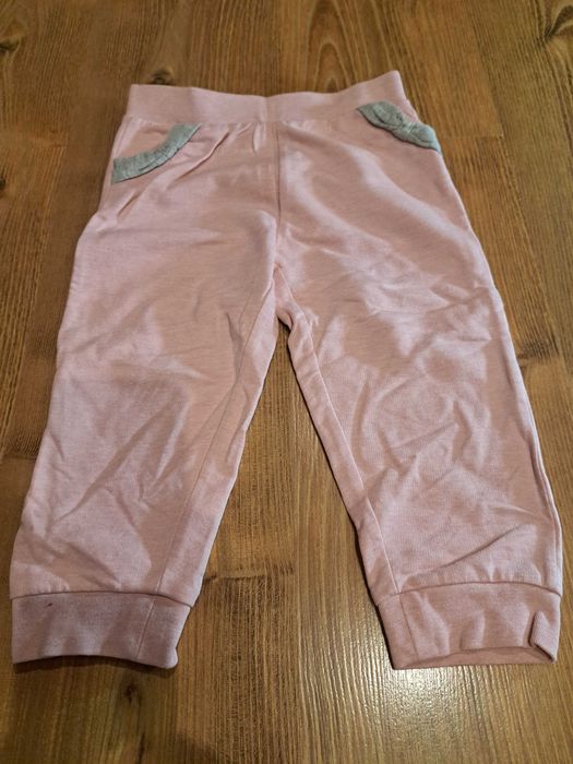 Ubranka niemowlęce, r. 86