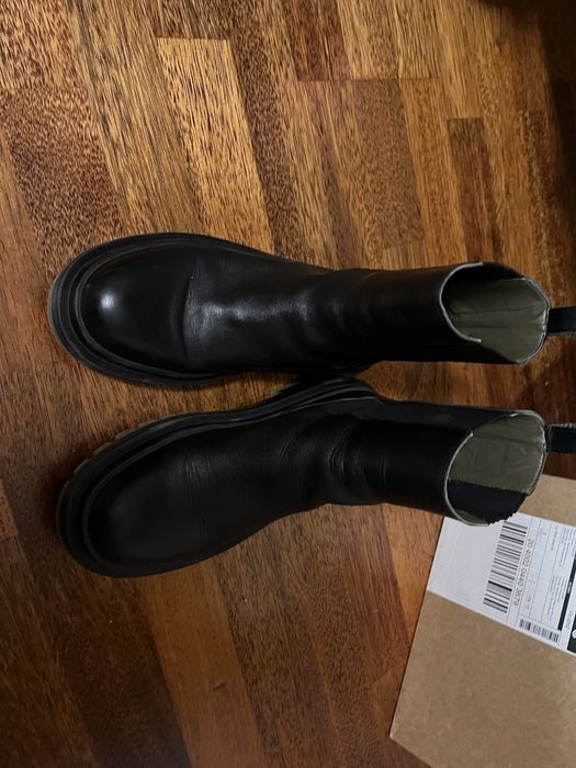 Шкіряні черевики zara жіночі