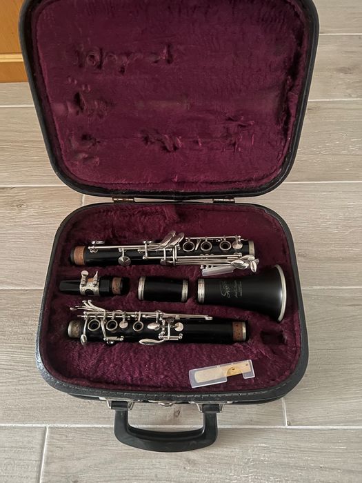 кларнет,духовий інструмент