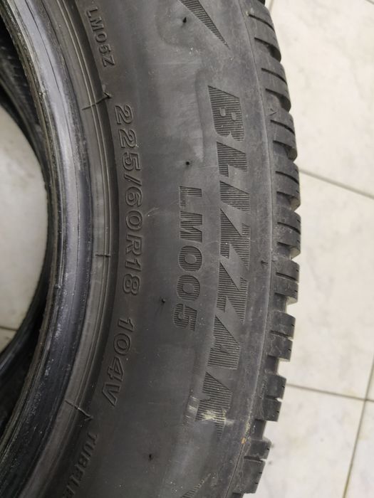 Cena za 2 Opony zimowe 225/60r18 BRIDGESTONE 2021r