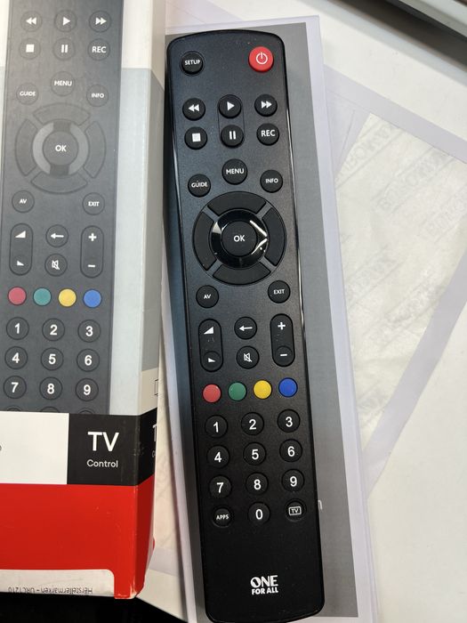 Пульт LG з функцією голосового управління