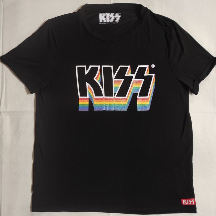 Музыкальные футболки Billie Eilish, Nirvana, KISS, PINK,Prince,Erasure