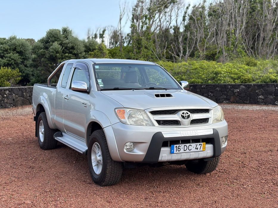 Toyota Hilux 2.5 D-4D Trial
