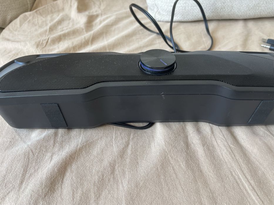 Coluna de som nova, sem uso