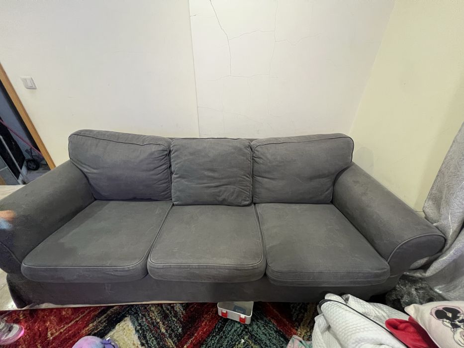 Sofa 3 lugares moldavel ao corpo nao aceito mbway