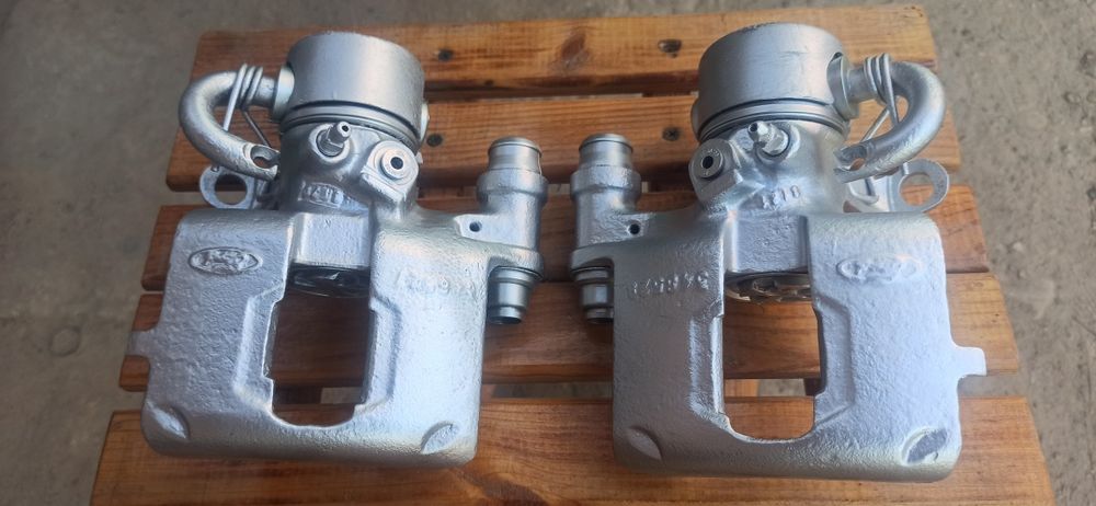 Задні супорта на Форд Мондео 1-2, Універсал