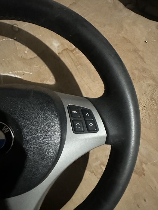 Продам рули на е60 и е90