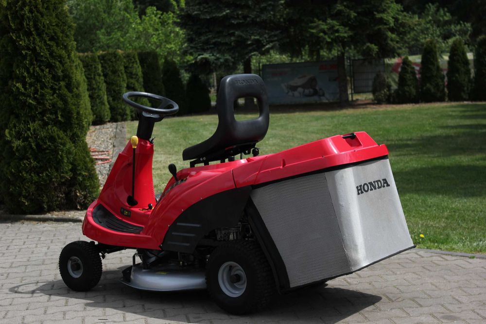 Honda 1211 TRAKTOREK Kosiarka
