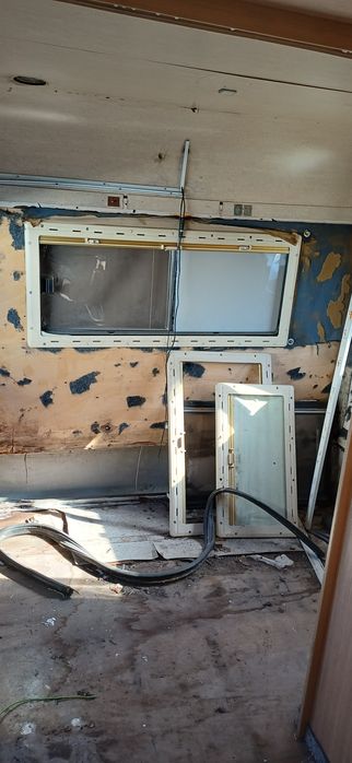 Kamper Peugeot J5 do Remontu