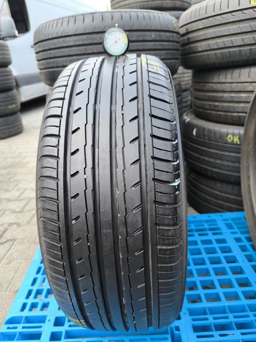 *Opona Yokohama 225/45/17 pojedynka