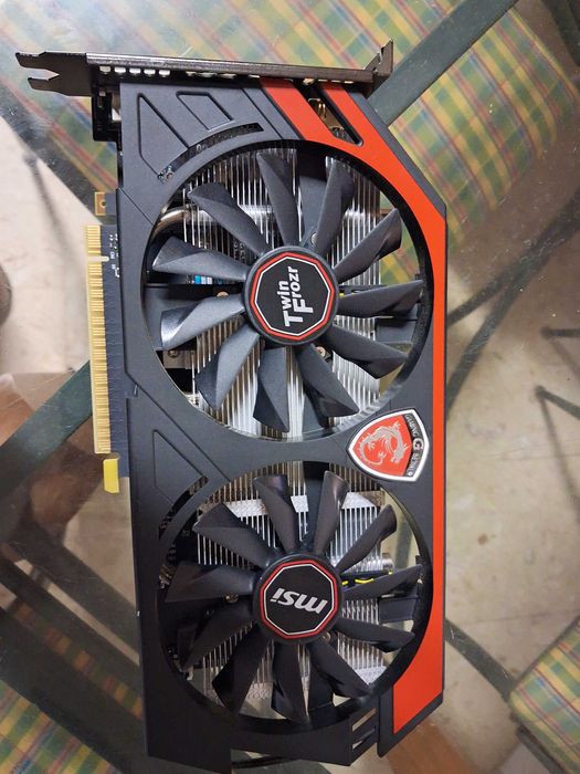 Placa Gráfica  GTX 750 TI