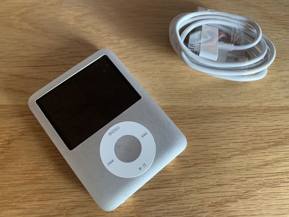 iPod nano 3 4gb silver