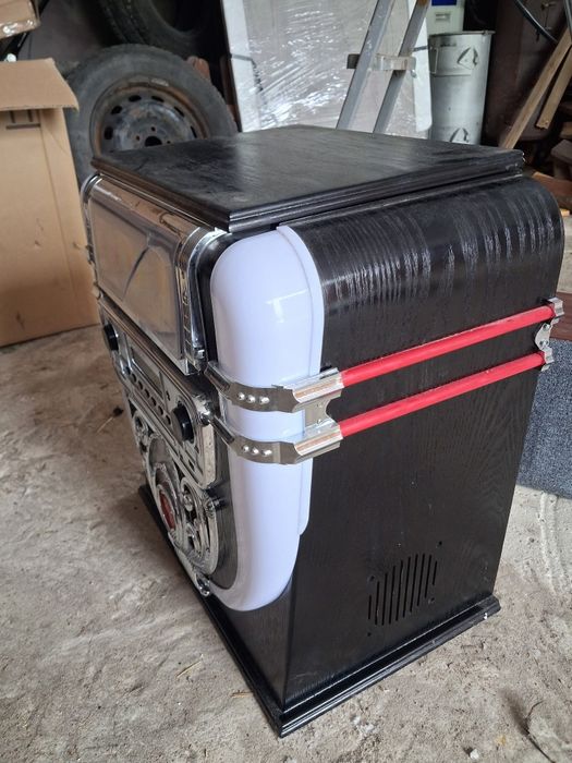 Gramofon z radiem i plyty CD