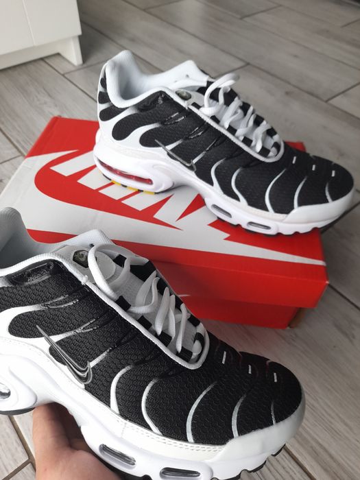 Nike TN biało czarne 39