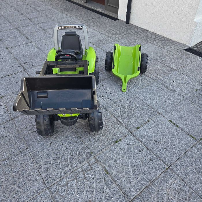 Vendo trator claas arion 410 + reboque + pá em excelente estado