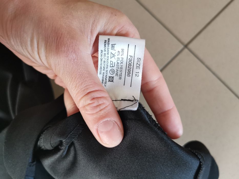 Spódnica damska elegancka klasyczna z wysokim stanem r 40 L