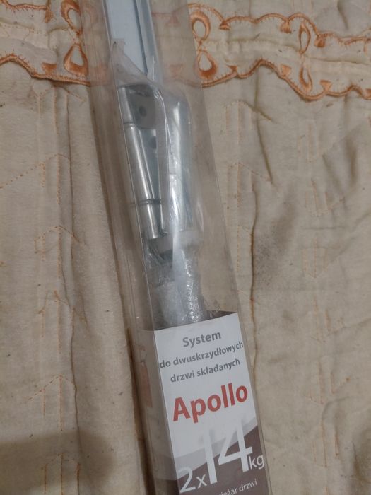 Apollo system do dwuskrzydłowych drzwi składanych  2x14kg