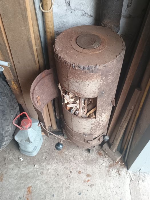 Буржуйка для гаража чі дачі.