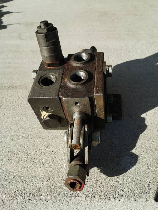 rozdzielacz hydrauliczny po regeneracji