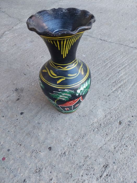 Jarra africana pintada à mão