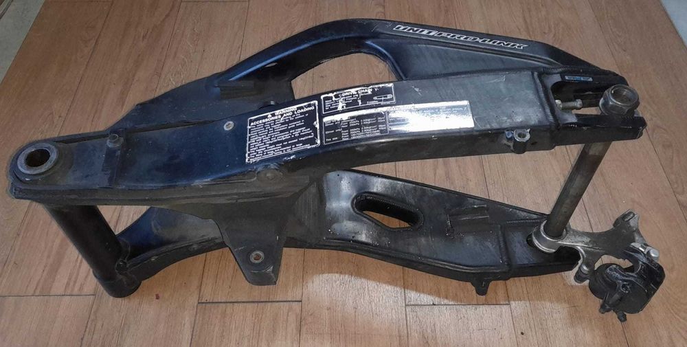 BRAÇO OSCILANTE OEM HONDA CBR 1000RR FIREBLADE 2013