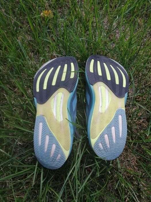 Кросівки оригінал (б/у) adidas supernova rise 2