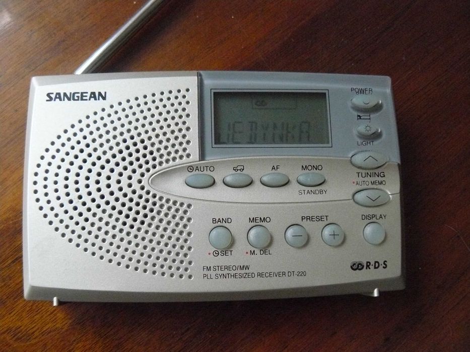 Odbiornik turystyczny Sangean stereo RDS pamięć 25 stacji