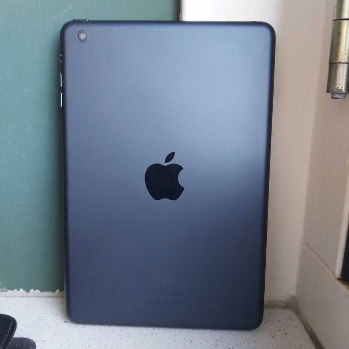 Apple iPad model A1432