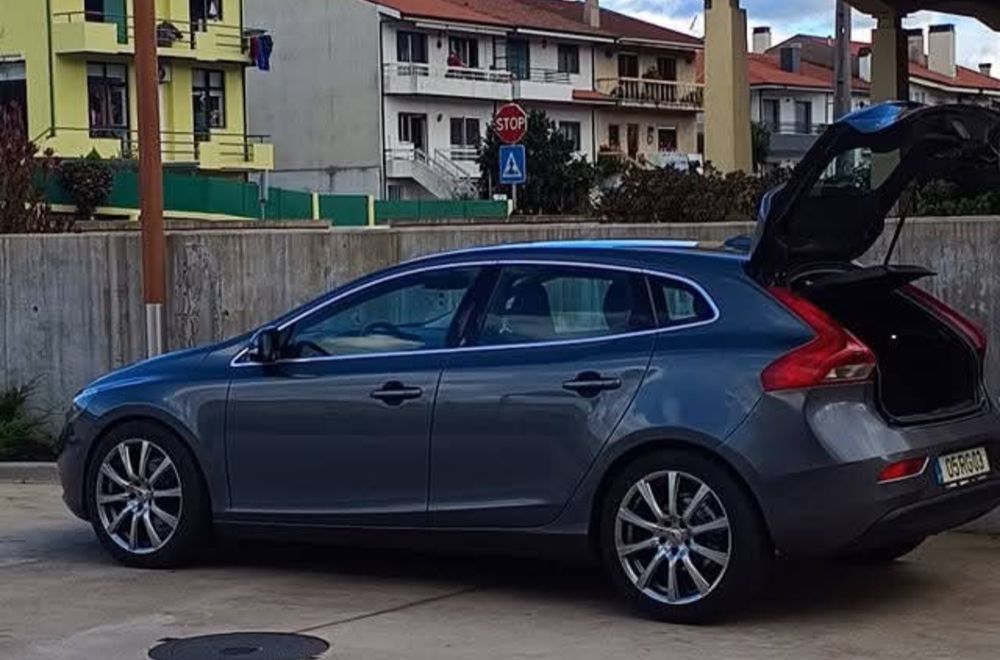 Volvo v40 troco mota foto 3