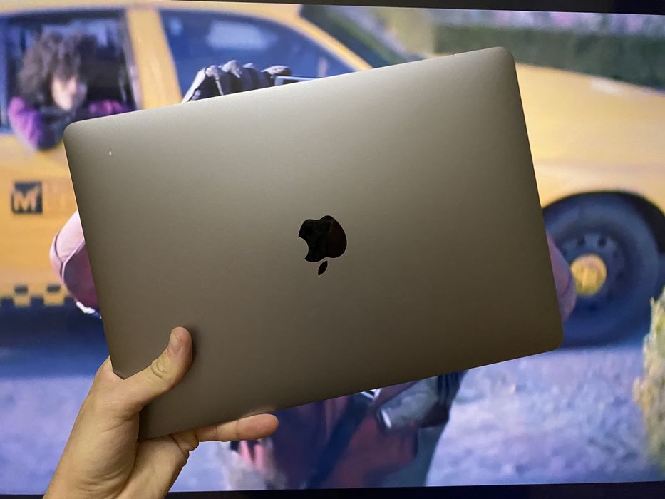 MacBook Pro 2017 A1708 на запчастини