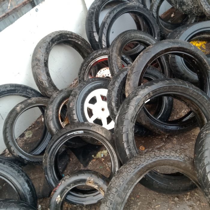 Резина мото+ мопеди скутера диски читайте описание