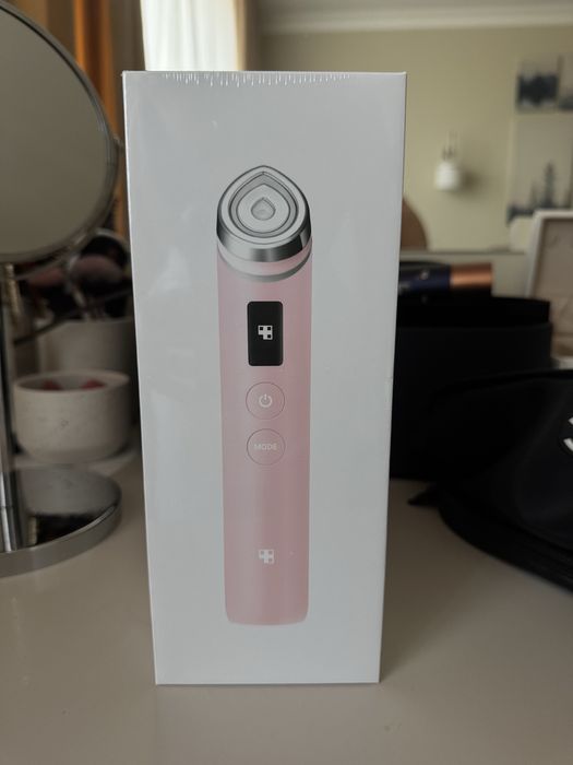 Medicube AGE-R booster pro pink