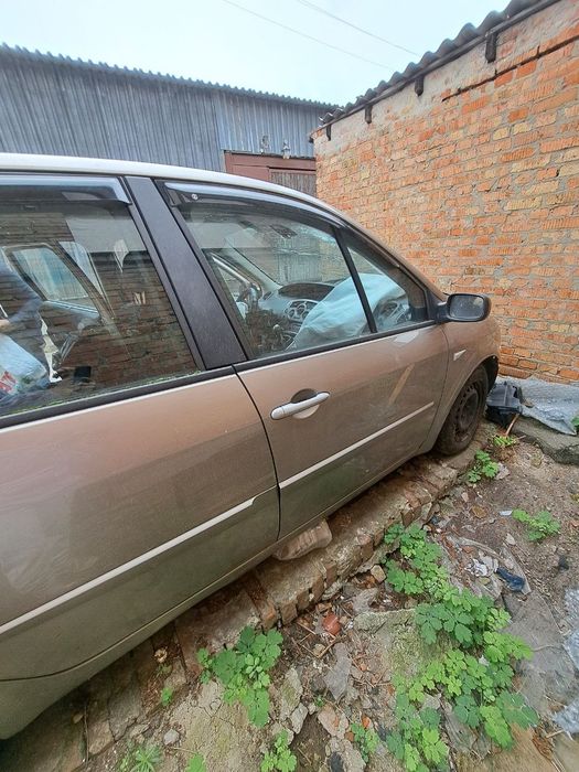 Продаю Renault Scenic 2 після ДТП