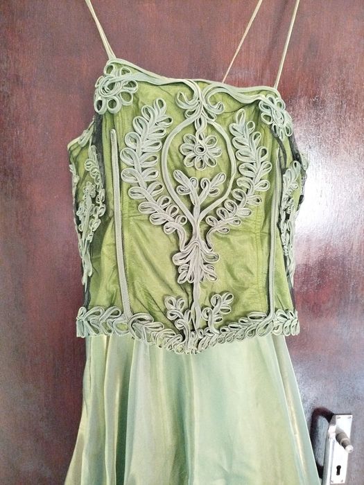 Vestido de cerimónia f