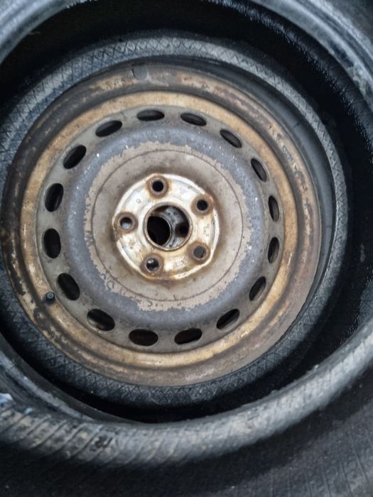 2 koła Zimowe 195 65 r15 91t Goodyear 5x112 VW B5 Caddy 3 Pasat Audi a