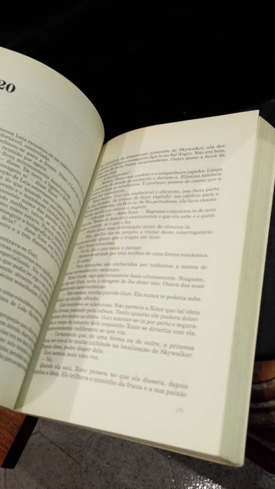 Star Wars: Guerra das Estrelas - As sombras do Império - Steve Perry