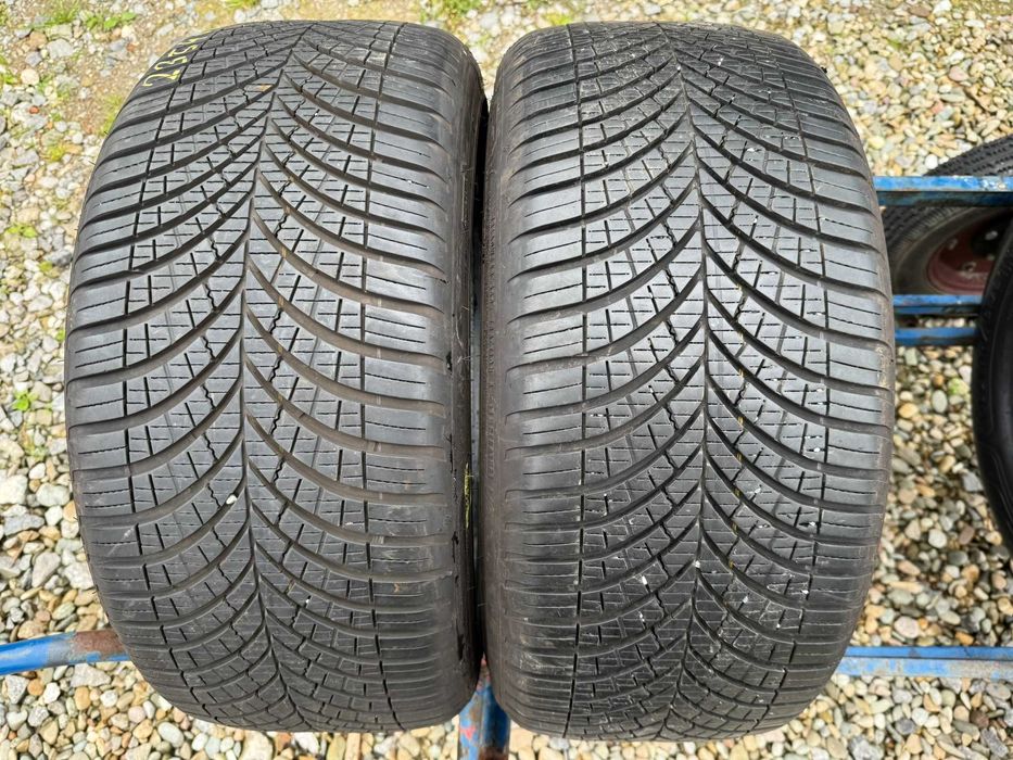 Opony 235/40R19 GoodYear Wielosezon 2szt