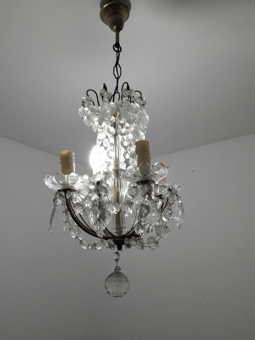 Candeeiro de quarto teto antigo, muito bonito