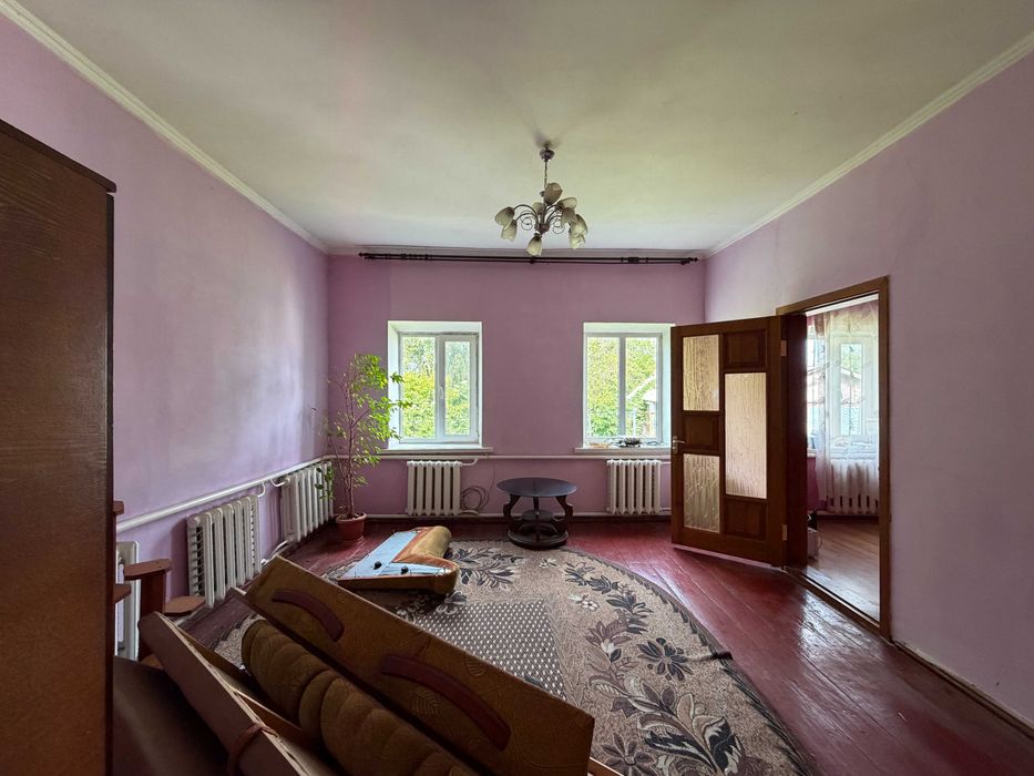 Продаж 3 кім будинку з великою ділянкою в місті Яготин 78 м2