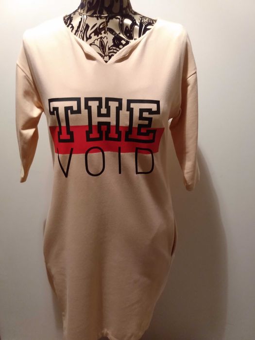 Sukienka Polskich Projektantów- Dzianina Dresowa - S - Kolor Morelowy