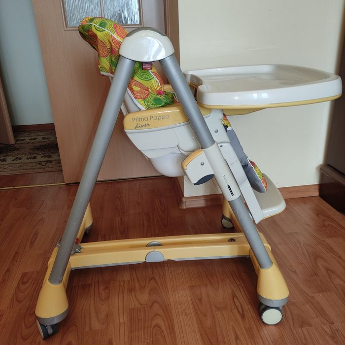 Годуване крісло.