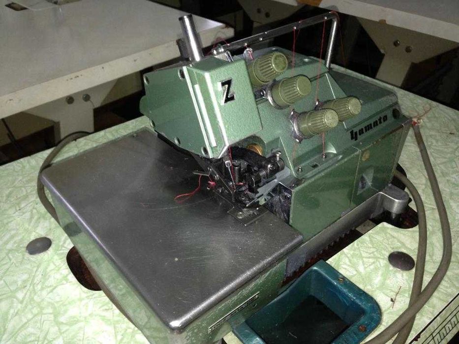 Overlock  Yamato przemysłowy DCZ-521-D1 czteronitkowy z dyferencjałem