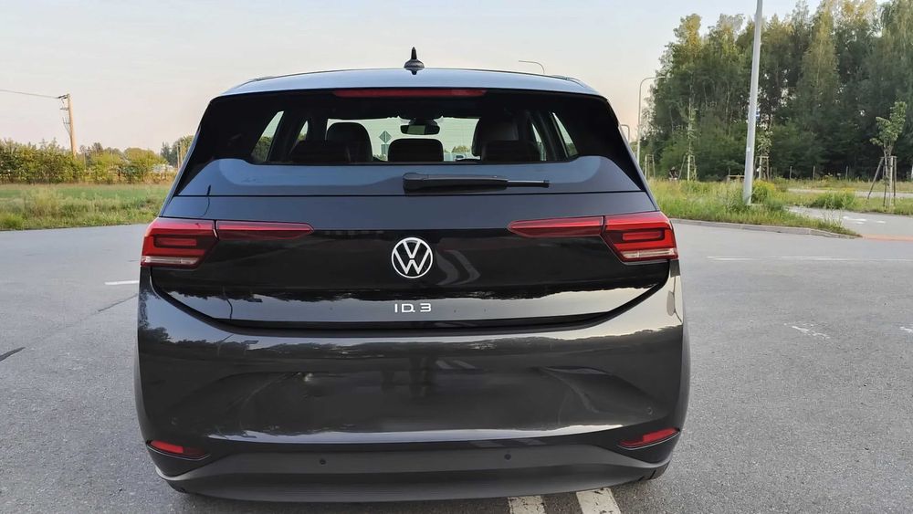 Volkswagen ID.3      2022