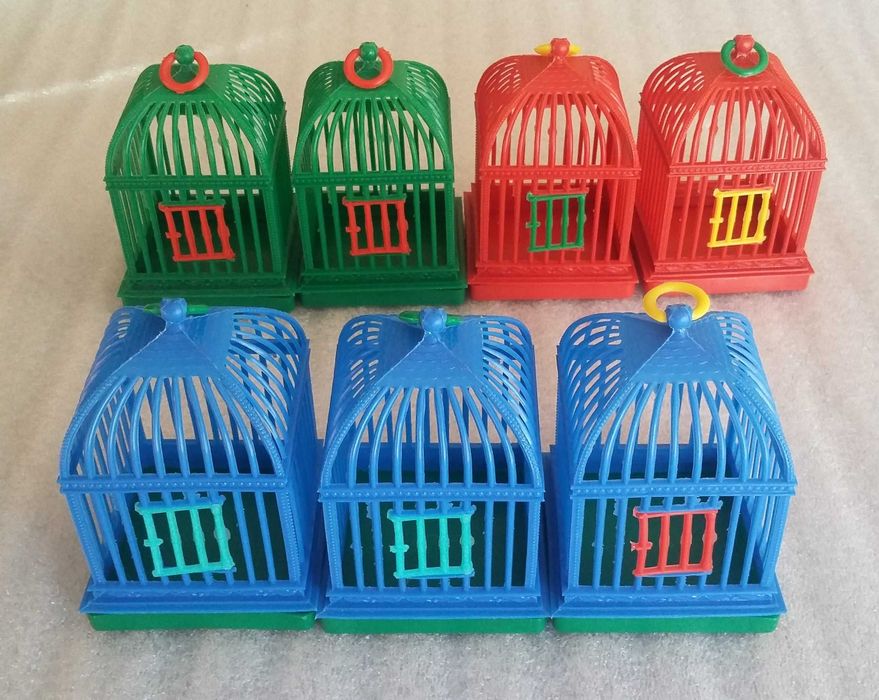 Gaiolas para Grilos em plástico