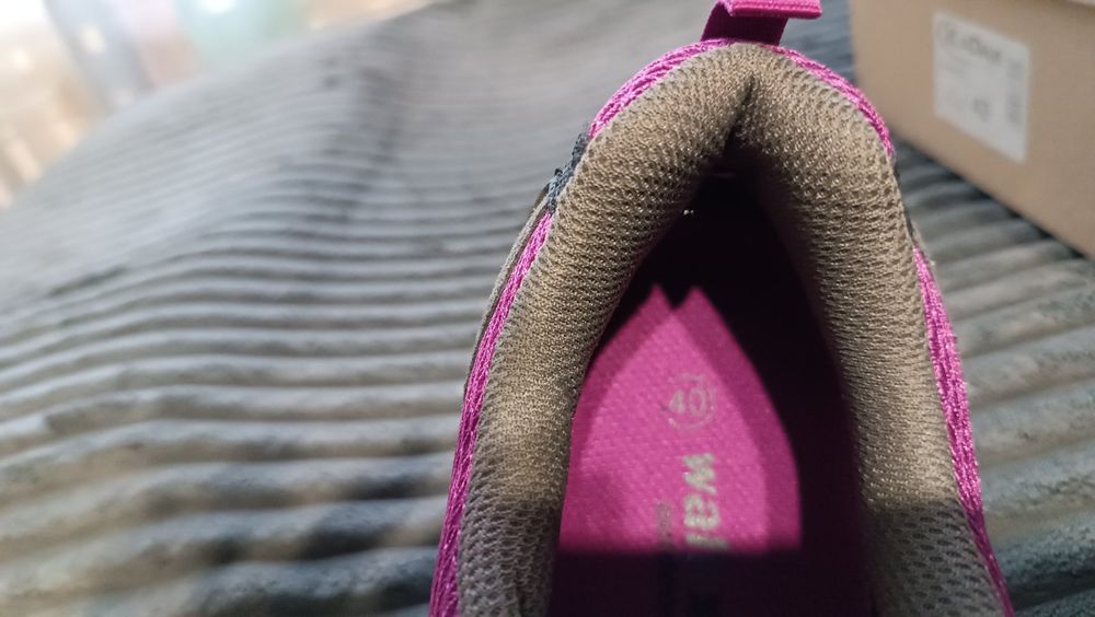 ASICS tentex кросовки