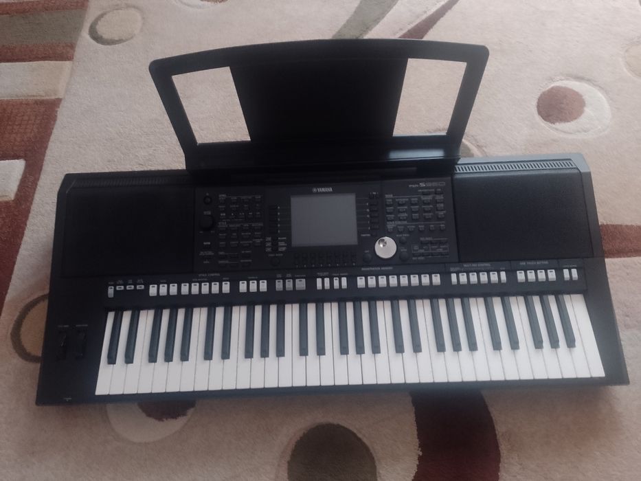 Sprzedam keybord Yamaha psr s 950 pulpit zasilacz pokrowiec