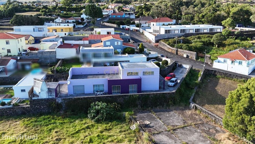 Moradia T3 em São Bartolomeu - Ilha Terceira