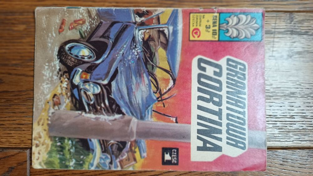 Granatowa Cortina Żbik wyd I