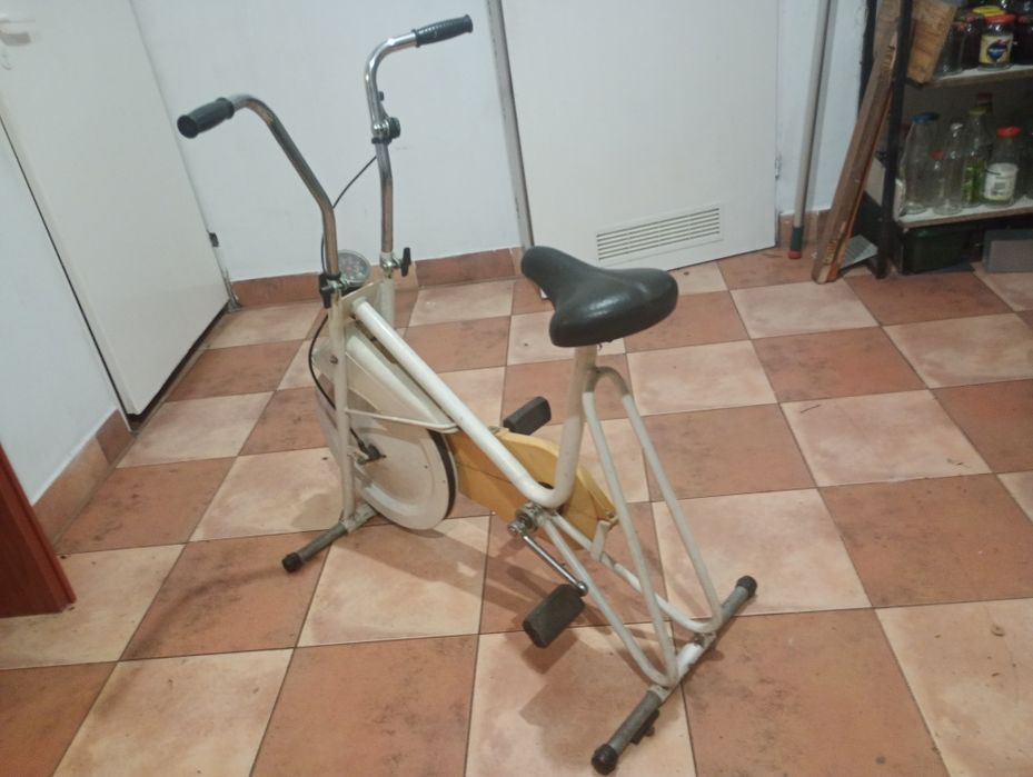 Rower stacjonarny z Holandii
